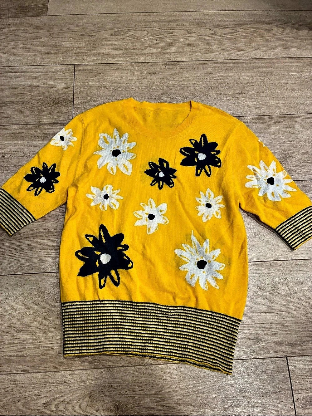 Chinti & Parker Women’s Wool Cashmere Daisy Sweater Short Sleeve Size M